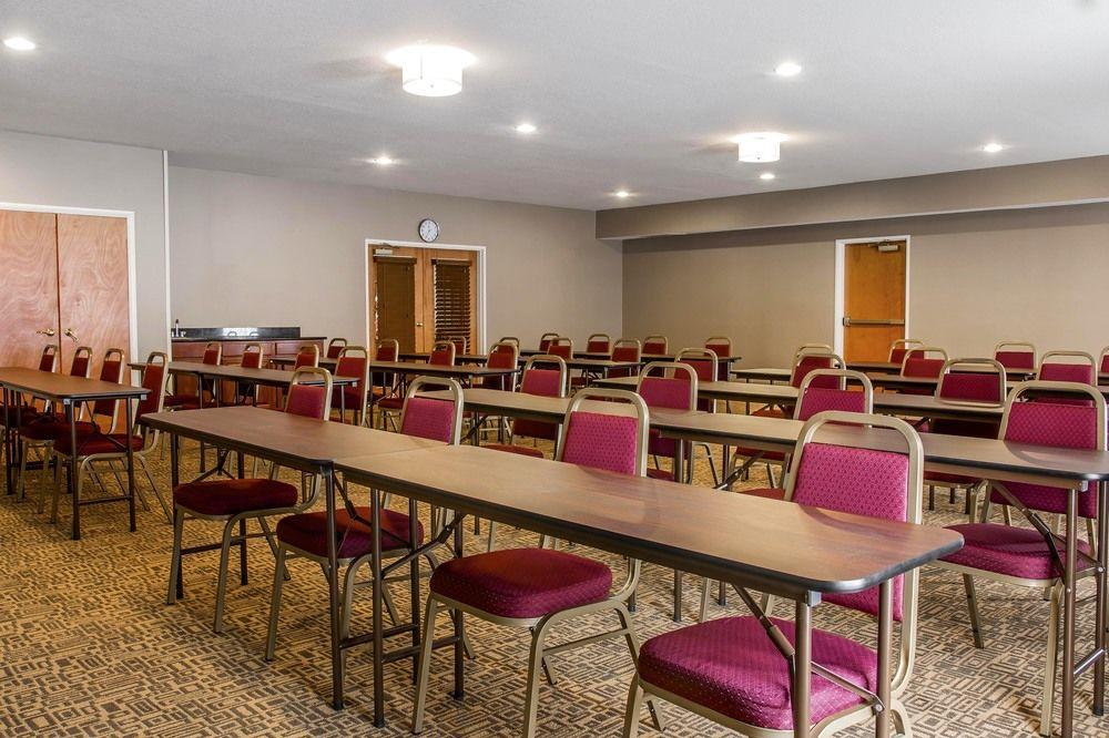 Comfort Suites Benton Harbor - St Joseph Bagian luar foto