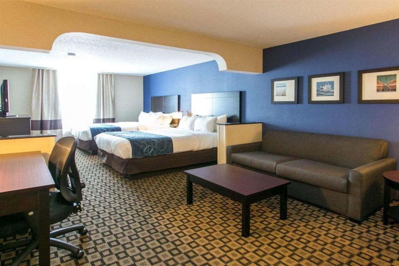 Comfort Suites Benton Harbor - St Joseph Bagian luar foto
