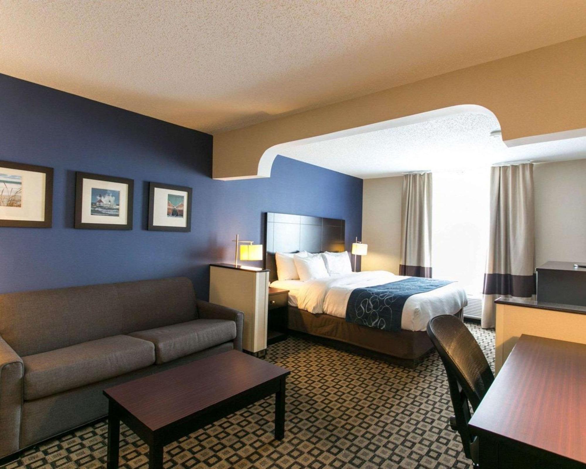 Comfort Suites Benton Harbor - St Joseph Bagian luar foto