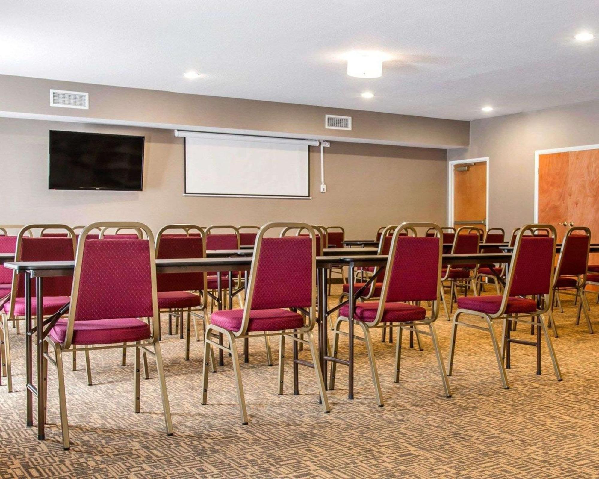 Comfort Suites Benton Harbor - St Joseph Bagian luar foto